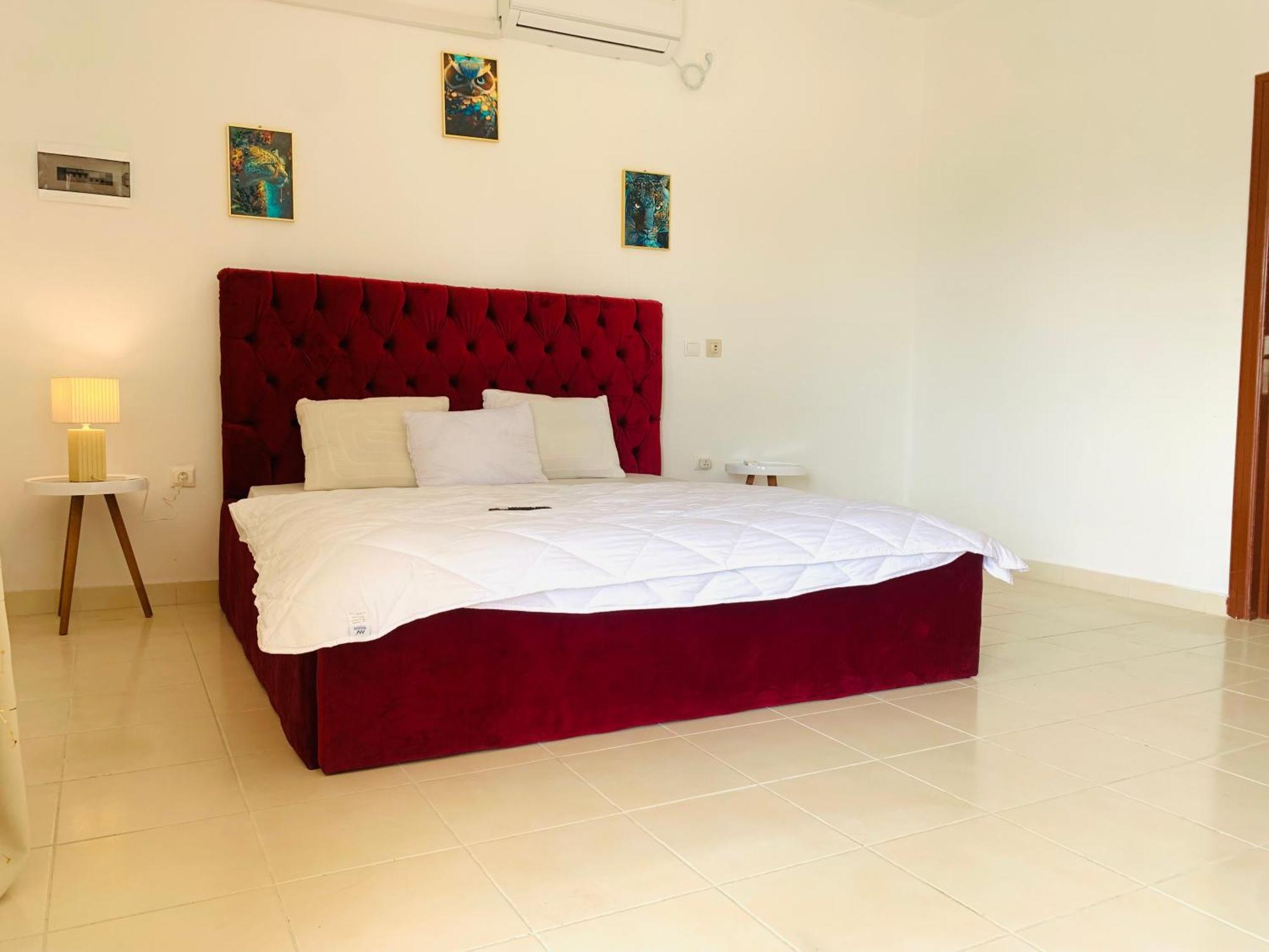 Namaste Hotel & Restaurant Libreville Buitenkant foto